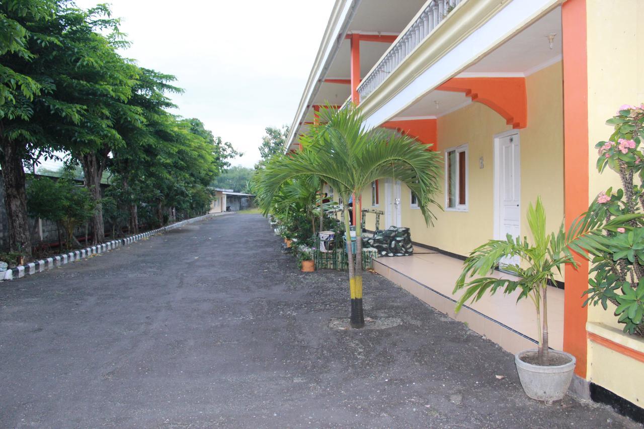 Sinar Bintang Hotel Cepu Eksteriør billede